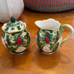 April Cornell cream and sugar set